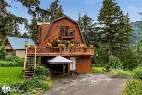 homes for sale girdwood ohio.
